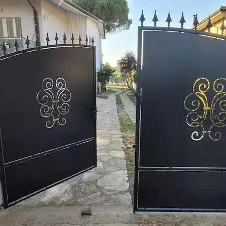 La Casa Sull'argine *